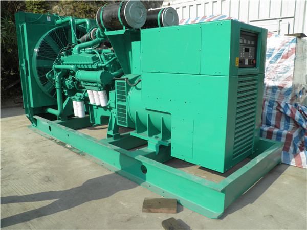都安发电车出租-柴油发电机组在使用的过程中应该做好哪些防护工作