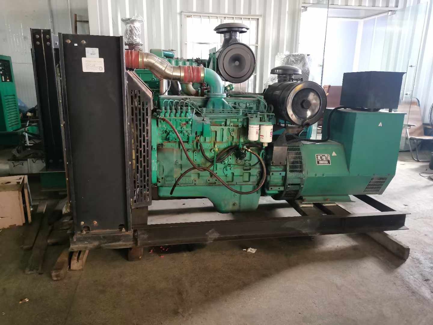 都安发电机租赁如何确定电缆的承载电流是否在安全范围内？