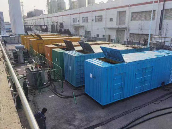 都安380V和690V电压的电缆线相同吗？