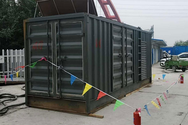 都安发电机租赁空气滤清器多久更换一次？