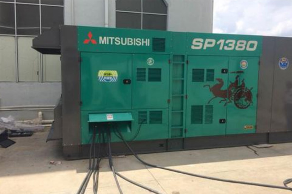 都安为什么有些柴油发电机组的输出电压可以调节？