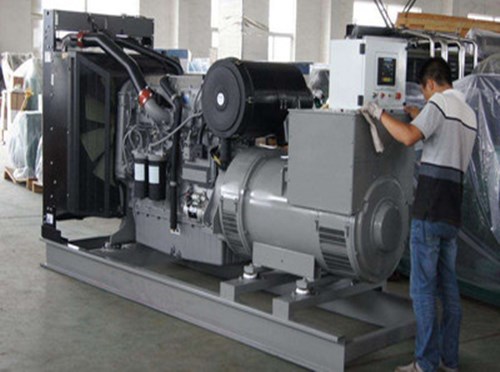 都安柴油发电机组和储能设备配合使用的案例