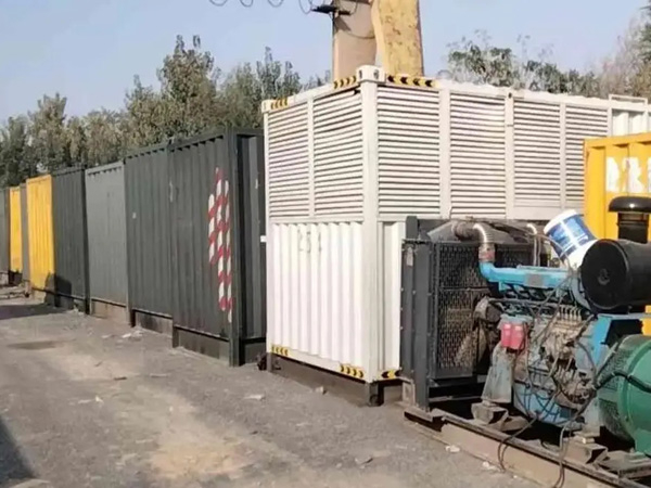 都安200KW柴油发电机机组每小时油耗是多少？